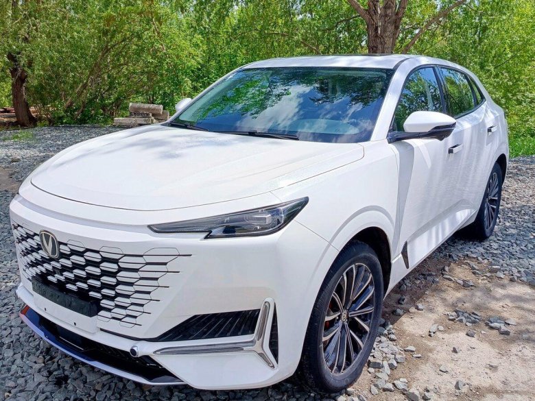 Changan uni k белый