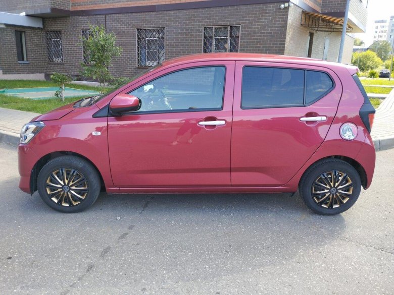 Daihatsu mira e
