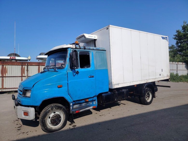 Грузовик зил 5301 бычок
