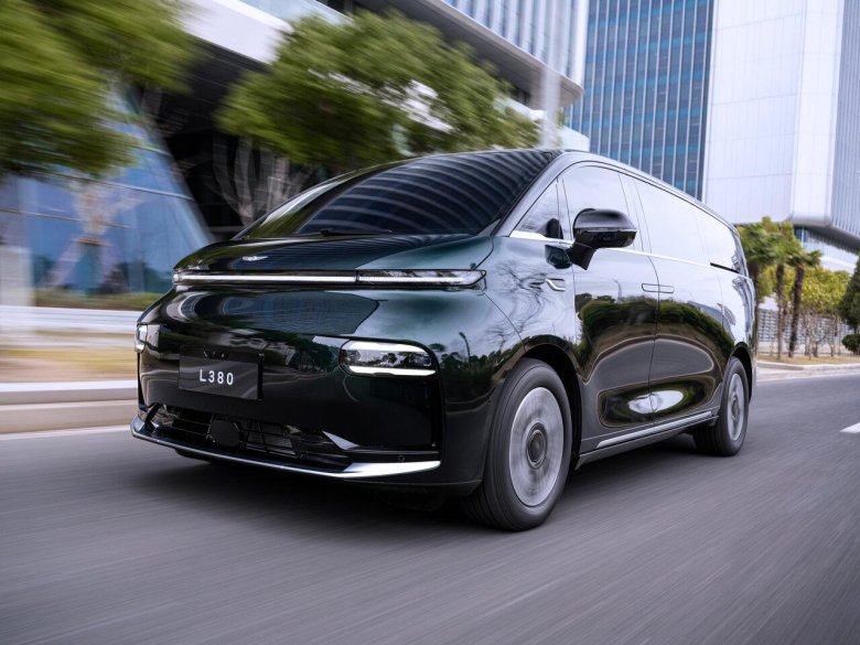 Новый минивэн