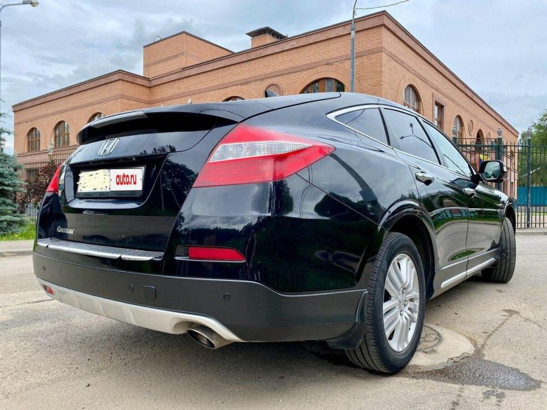 Honda accord crosstour