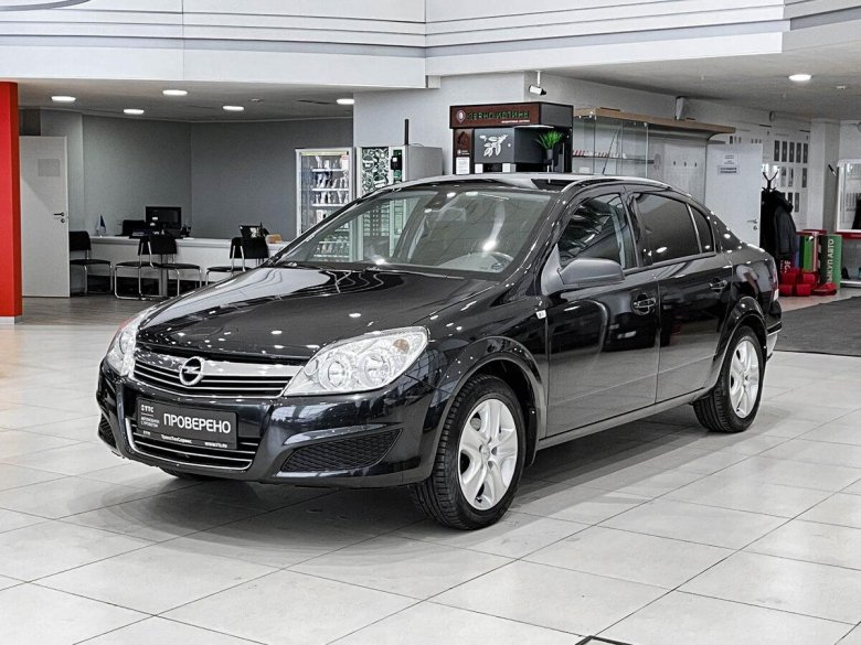 Opel astra h седан