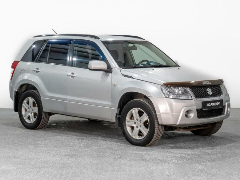 Suzuki grand vitara 2011