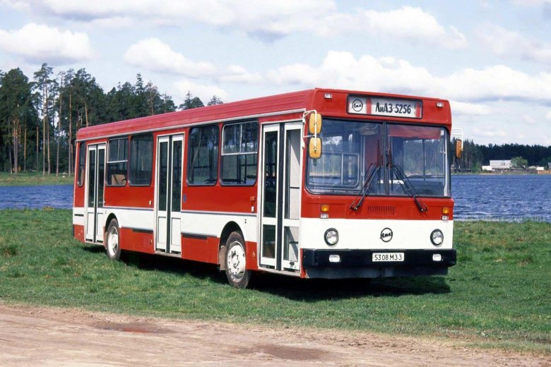 Автобус лиаз