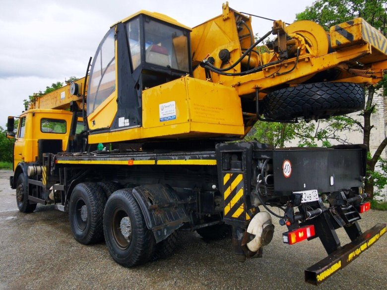 Автокран машека 25 тонн