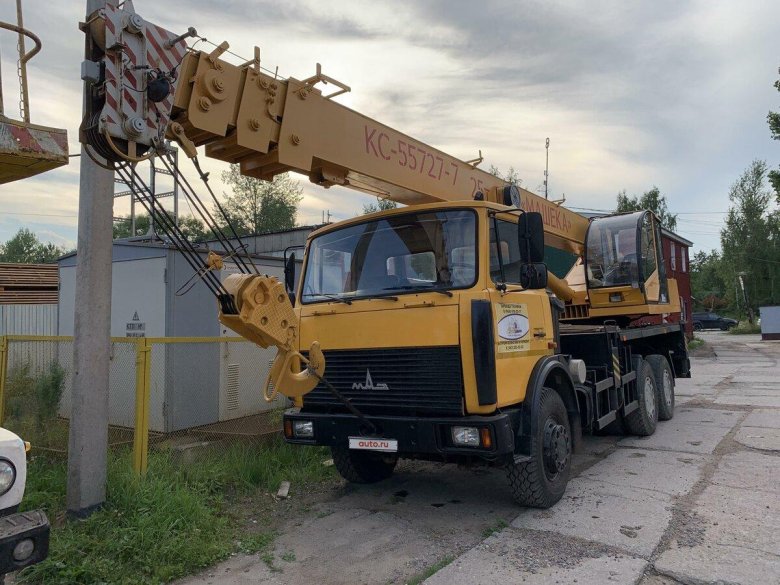 Автокран машека