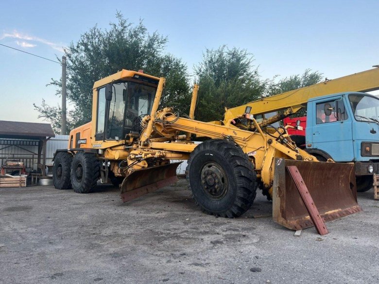 Автогрейдер чсдм дз-98в