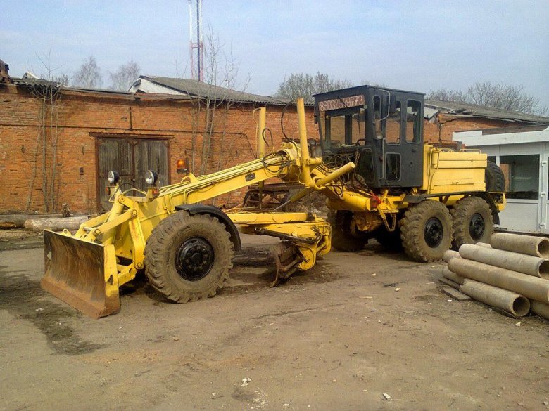Грейдер ДЗ 122