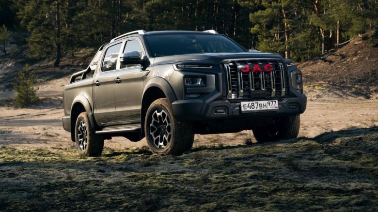 Китайский пикап jac