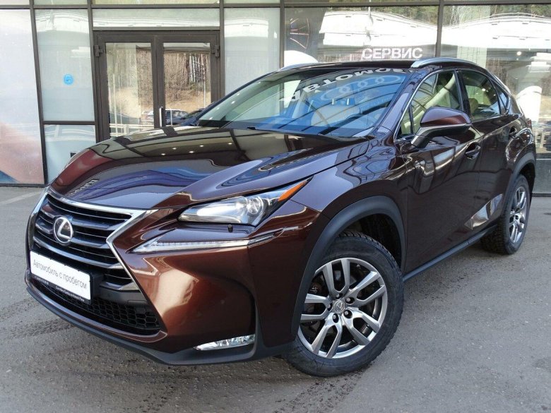 Лексус НИКС 200