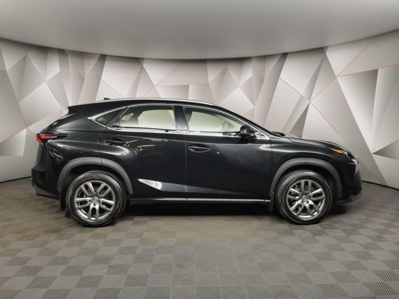 Lexus nx i