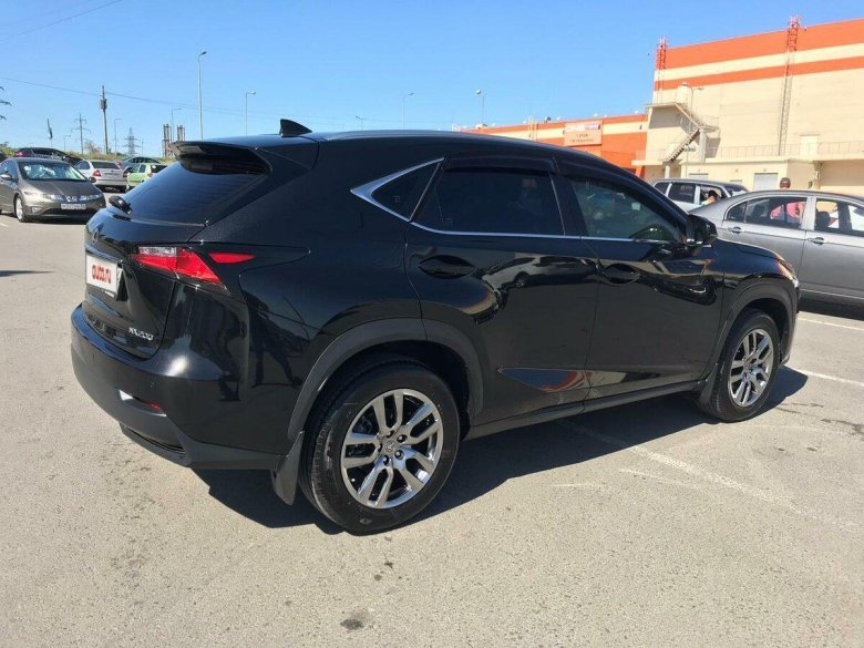 Lexus nx i