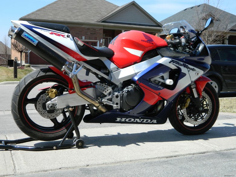 Honda cbr 929 2000