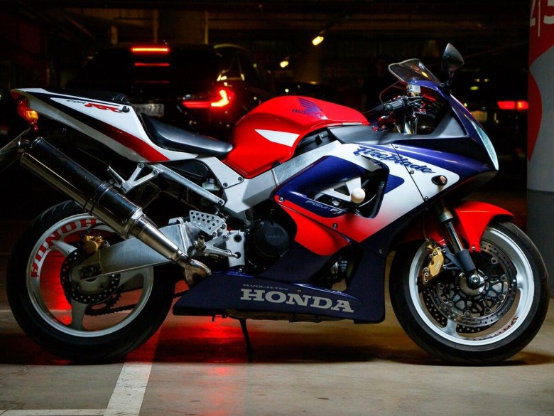 Honda CBR 929rr Fireblade