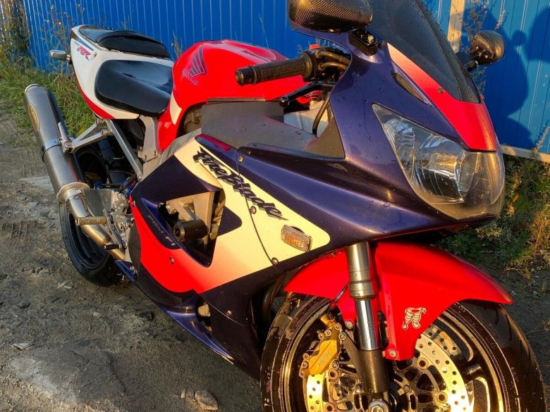 Honda cbr 929 rr fireblade