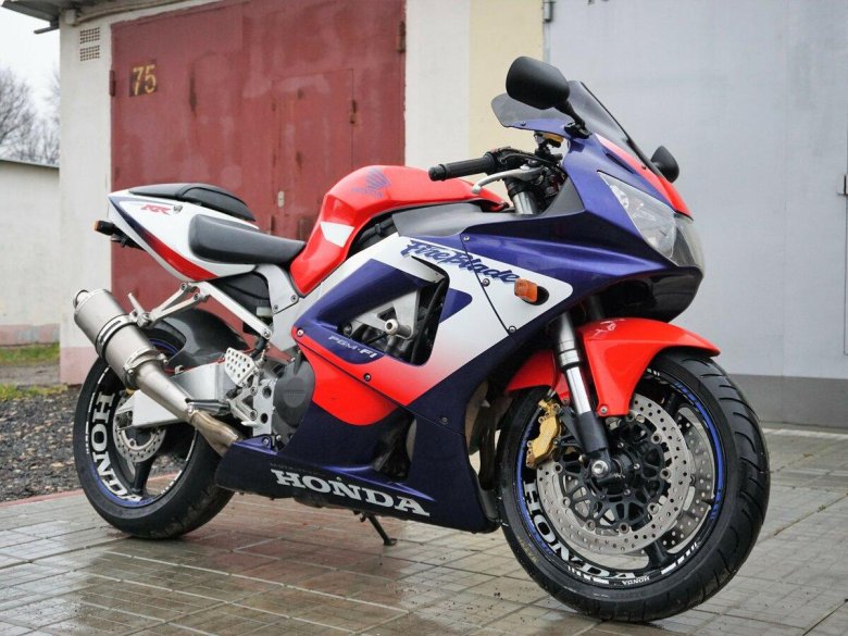 Honda CBR 929 RR