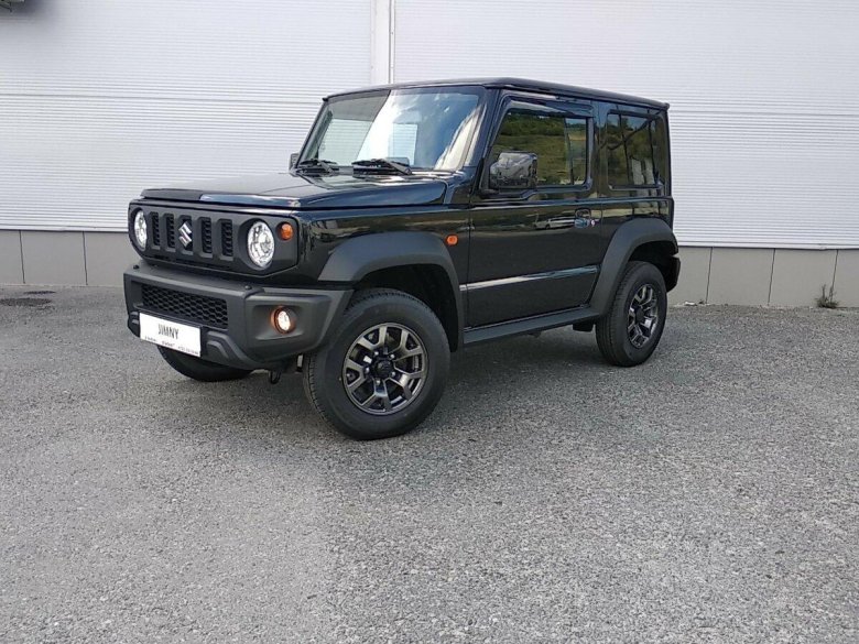 Suzuki Jimny 2021 черный