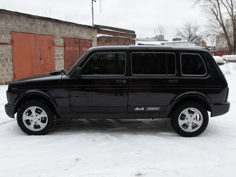 ВАЗ 2131 Урбан черная