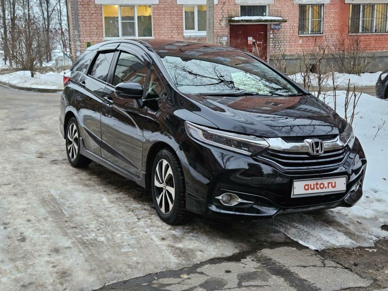 Хонда шаттл