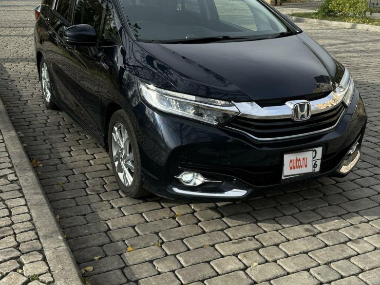 Honda shuttle 2016