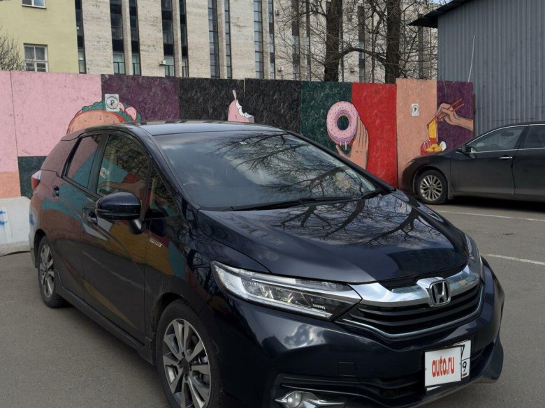 Honda shuttle hybrid 2017