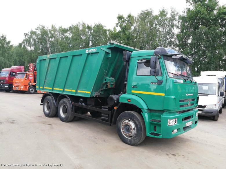 Самосвал камаз 6520