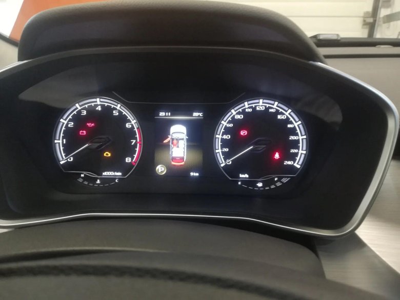 Geely coolray приборная панель