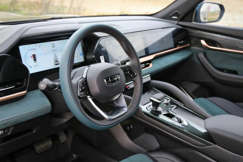 Джили монжаро 2024 салон