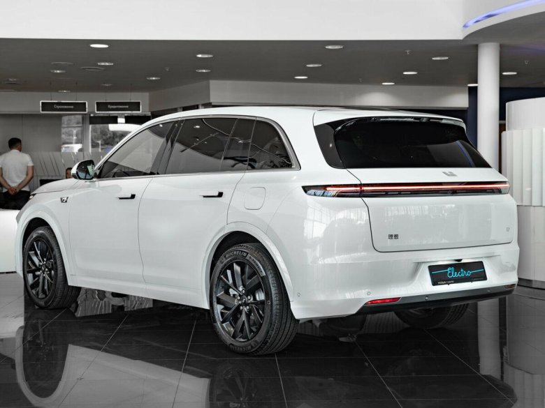 Новые автомобили