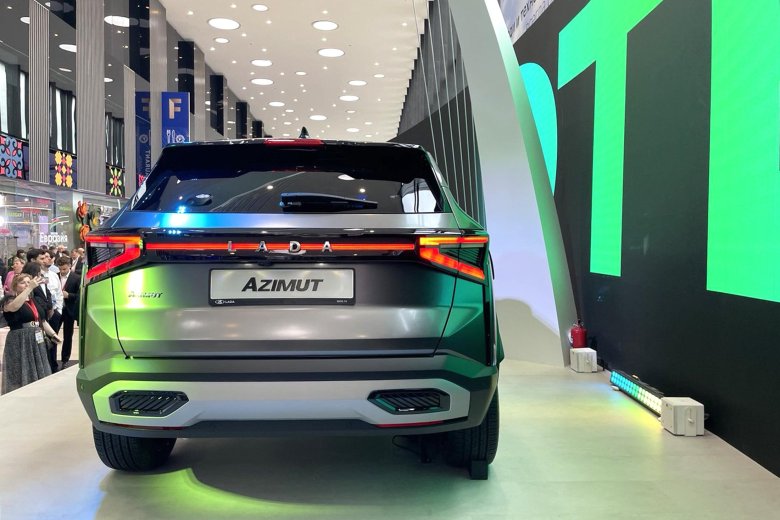 Новый кроссовер lada