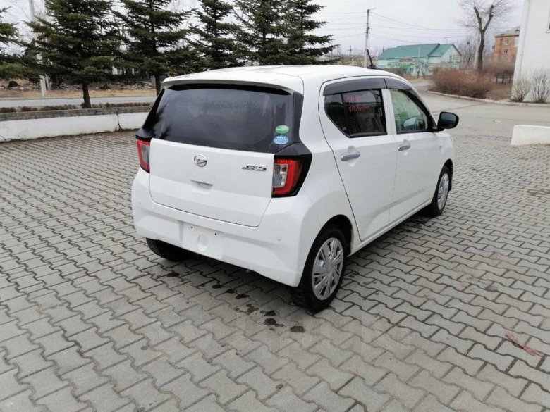 Daihatsu mira e:s la350s