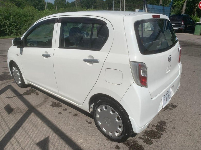 Daihatsu mira e:s 2013