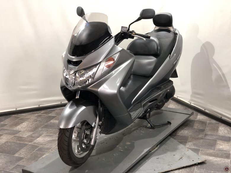 Suzuki Skywave 400 2005