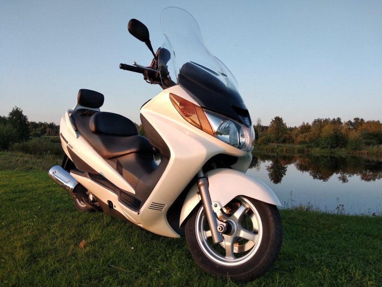 Suzuki Burgman (Skywave) 400