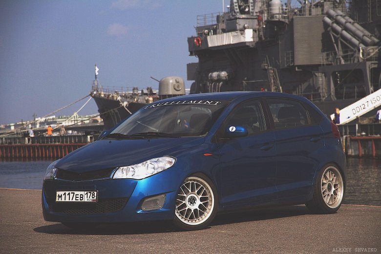 Chery very a13 stance