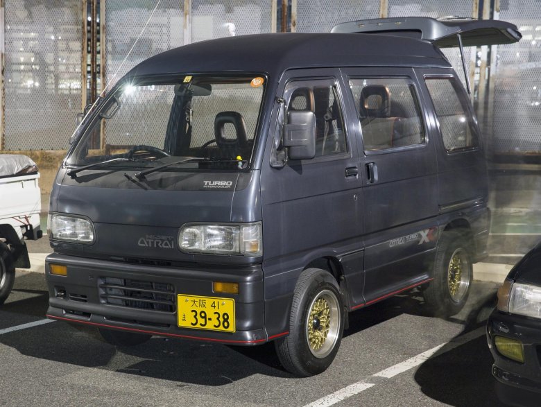 Daihatsu atrai 1990