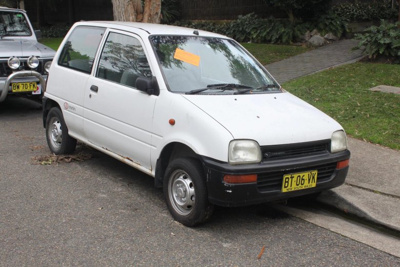 Daihatsu Mira 1995