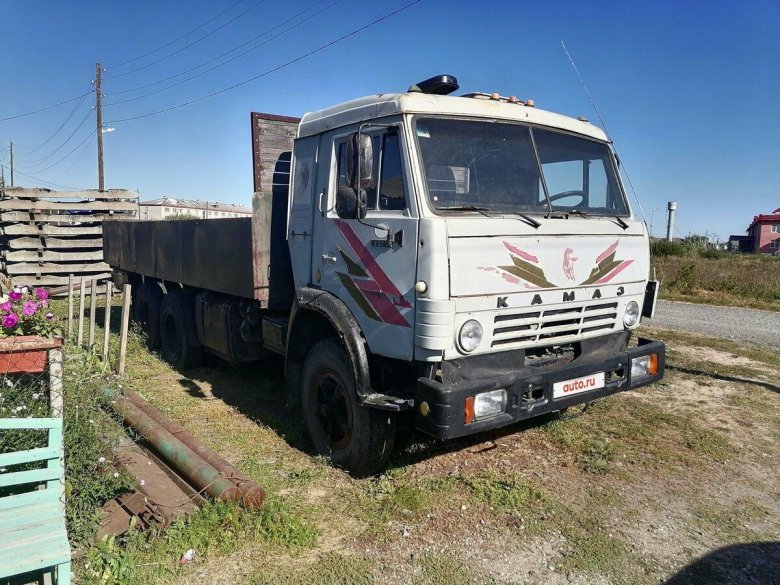 Камаз 5320 серый бортовой