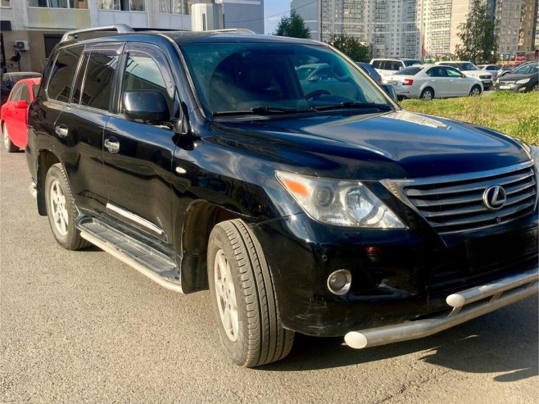Lexus lx iii 570