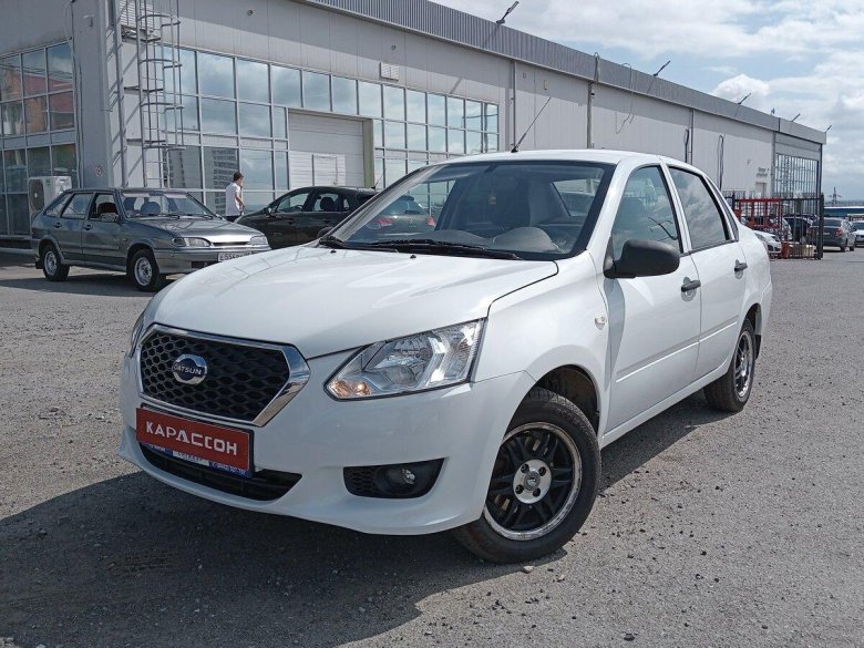 Датсун он до серебристый