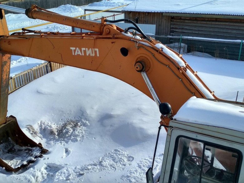 Экскаватор ЭО-33211а