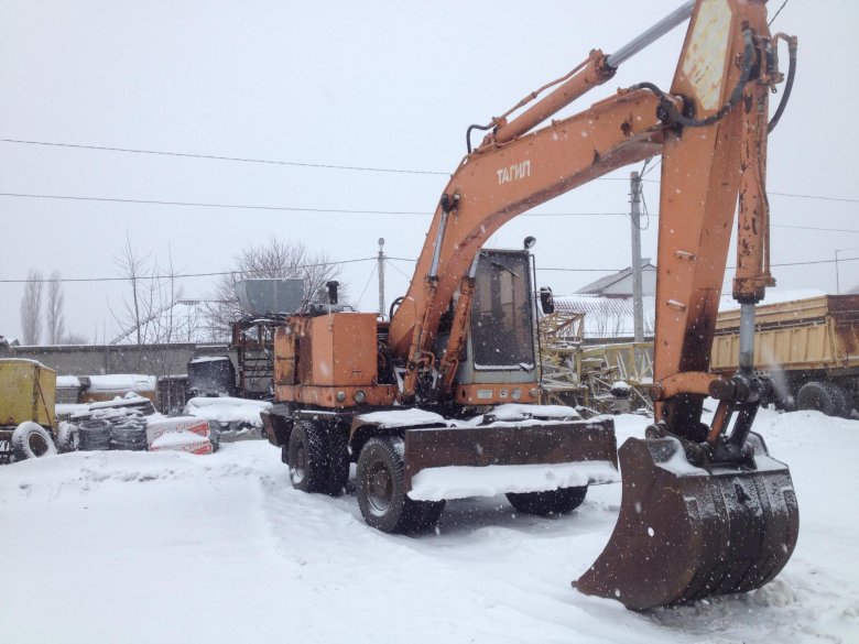 Экскаватор ЭО-33211а