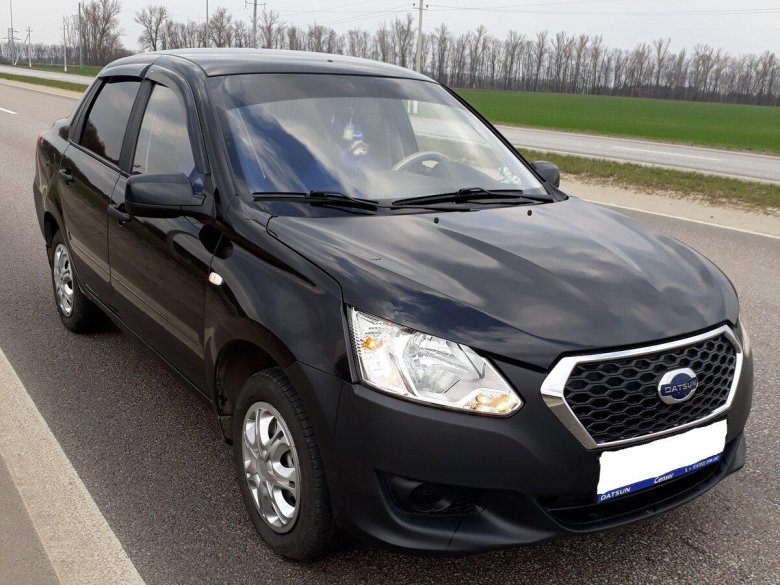 Датсун седан черный