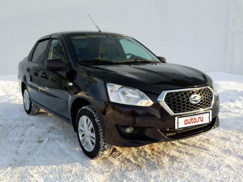 Дацун чёрный Datsun