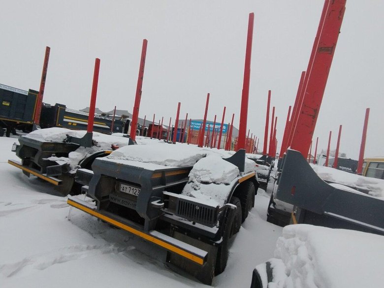 Полуприцеп лесовоз