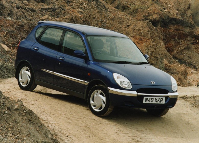 Daihatsu Sirion 1998