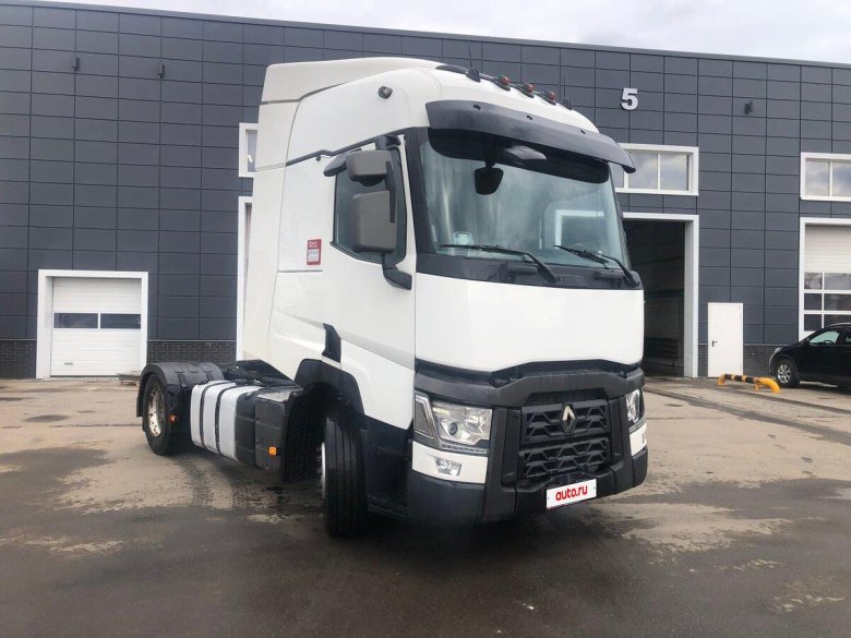 Тягач рено т801