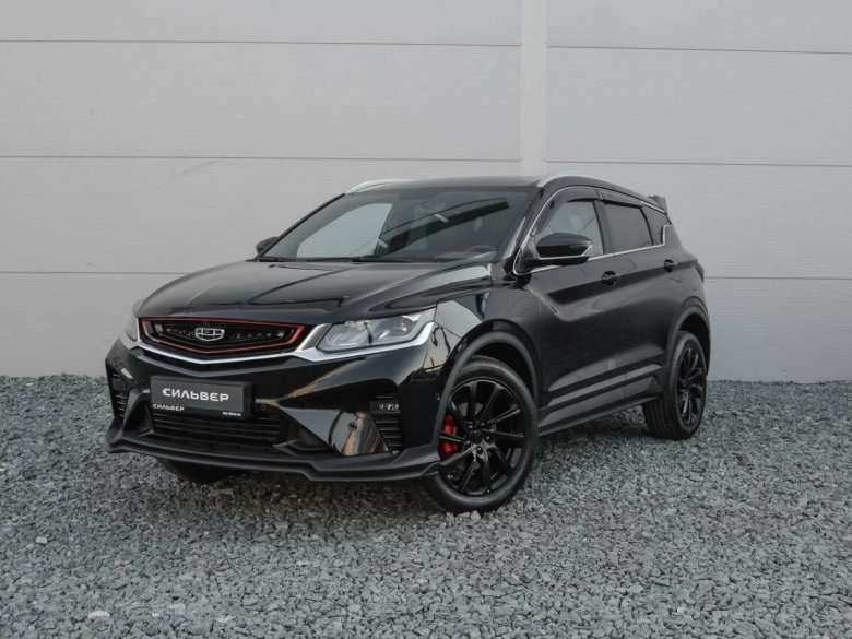 Автомобиль geely coolray