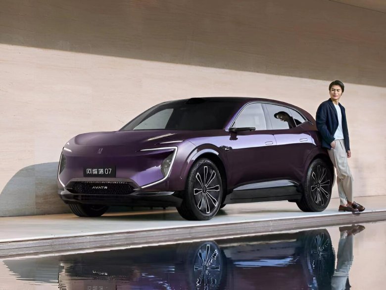 Автомобиль lixiang