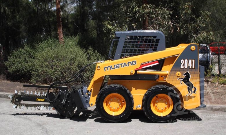 Мини-погрузчик Mustang 2041